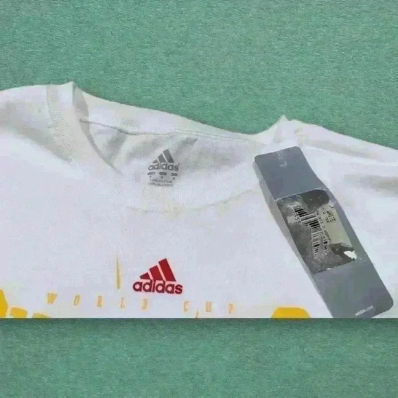 NWT ADIDAS 2010 FIFA WORLD CUP SHIRT - Picture 2 of 3